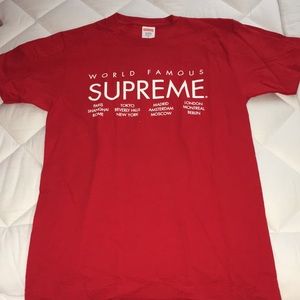Men’s Supreme T-shirt in red size large